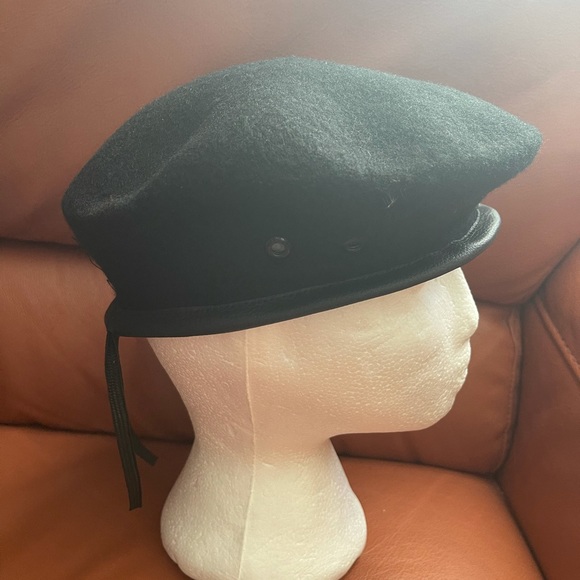 Beret (Unisex) Official Military Style - Picture 2 of 5